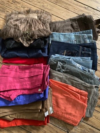 Lot de 4 jupes 11 pantalons taille 34 36