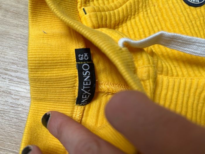 Short jaune 3 mois garçon - photo numéro 2