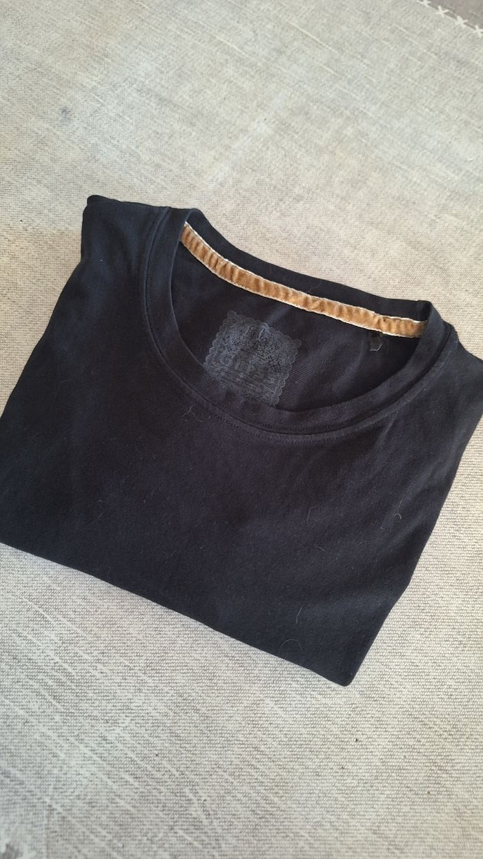 Tee-shirt Guess - photo numéro 3