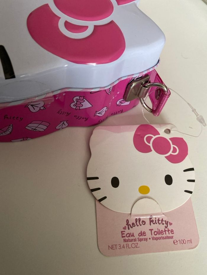 Coffret parfum Hello Kitty neuf 100ml - photo numéro 2