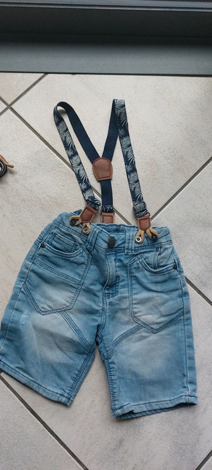 Short 3 ans avec bretelles