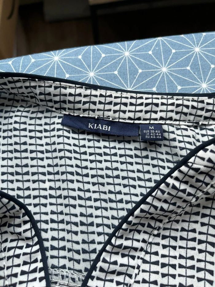 Haut à motifs femme couleur blanc noir Kiabi taille M très bon état - photo numéro 4