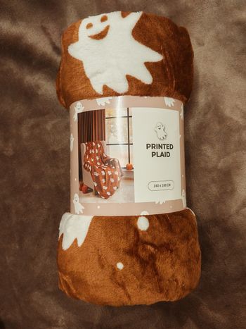 Couverture/ plaid fantôme