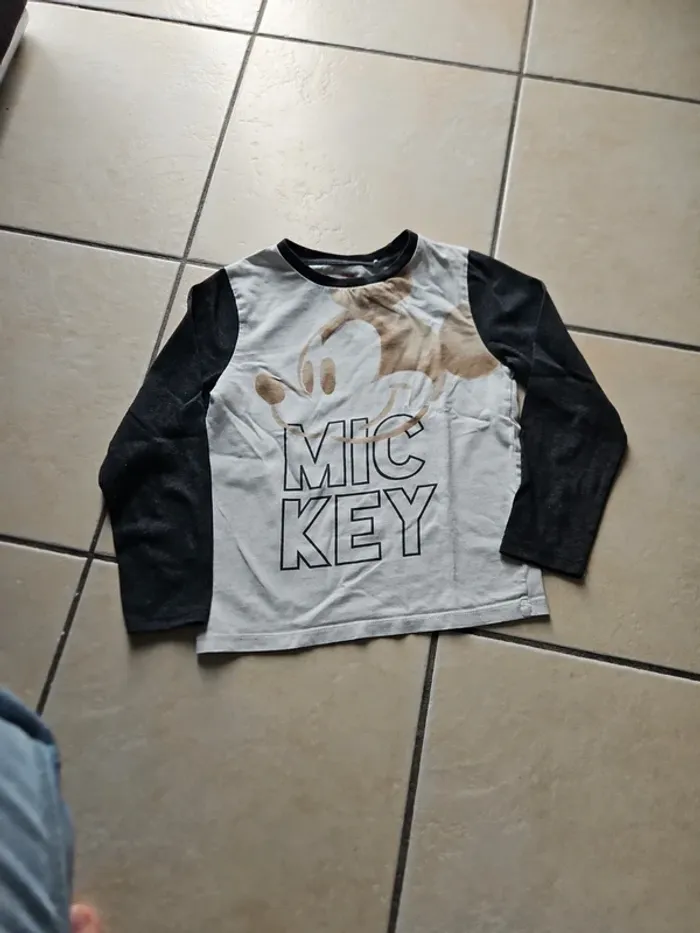 Pyjama Mickey 6 ans - photo numéro 5