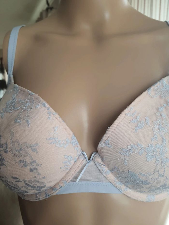 Soutiens-gorge Hunkemöller fr 95D eu 80D - photo numéro 4