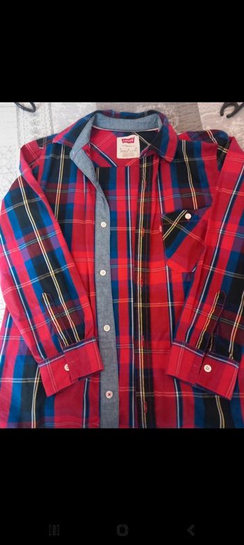 Chemise levis portée une fois