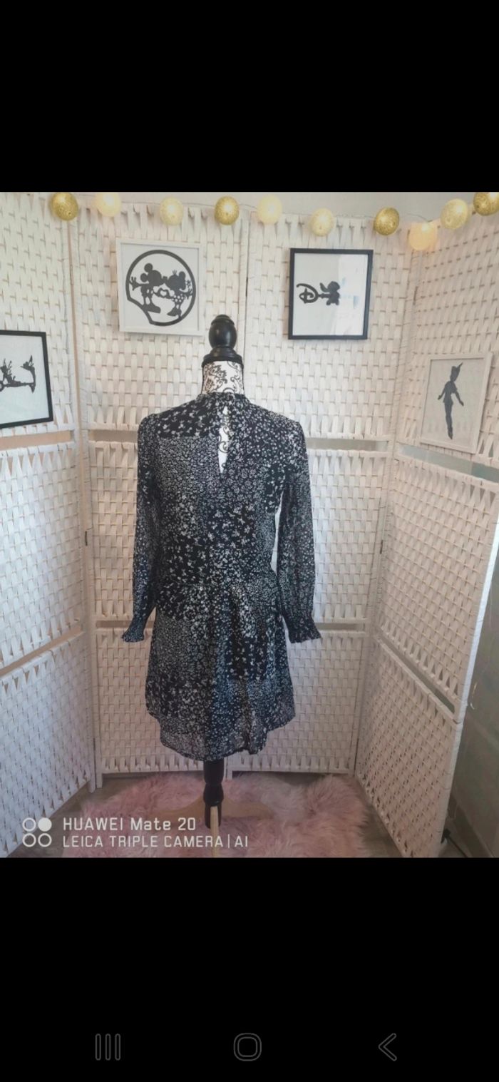 💕Jolie Robe Fleurie Noire & Blanche Bizzbee -femme Taille S /36  💕 - photo numéro 2