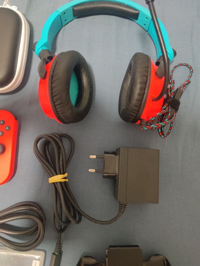 Console Nintendo Switch - photo numéro 6