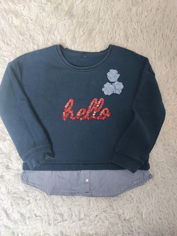 Pull manches longues avec effet chemise taille 5 ans