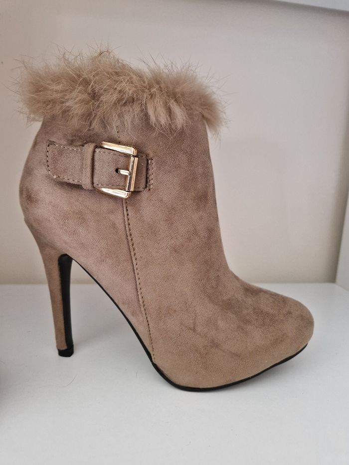 Bottines beiges neuves - photo numéro 4