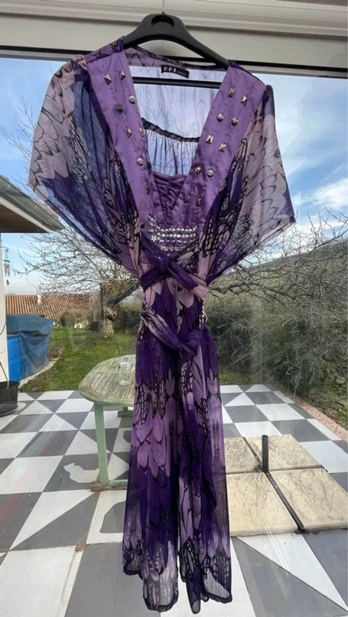 La robe de plage transparente. - photo numéro 3