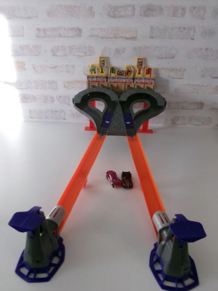 Circuit Hotwheels / Hot Wheels