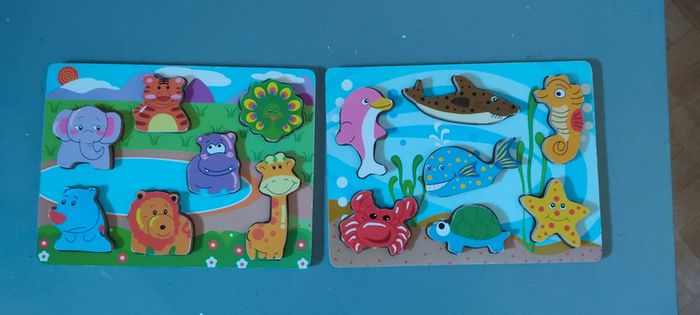 Lot de 2 puzzles à encastrements