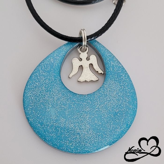 Pendentif bleu céladon pailleté avec un Ange argenté - photo numéro 2