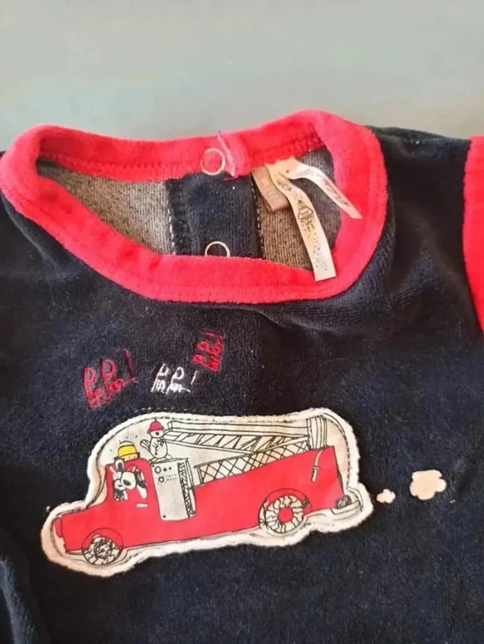 Pyjama 2 pièces 9 mois - photo numéro 2