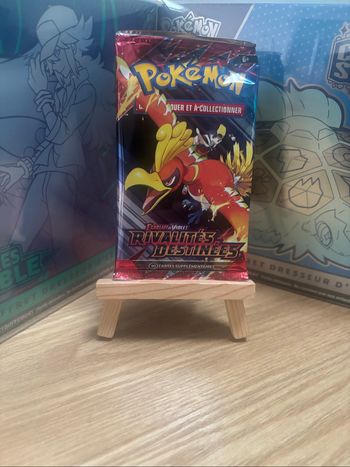 Booster Pokémon Rivalités Destinées reconditionné