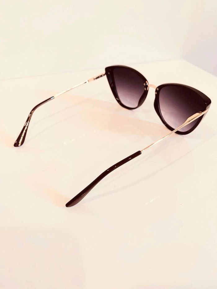 Lunette de soleil femme cats bordeaux et dorée verres dégradés UV protection catégorie 3 - photo numéro 4