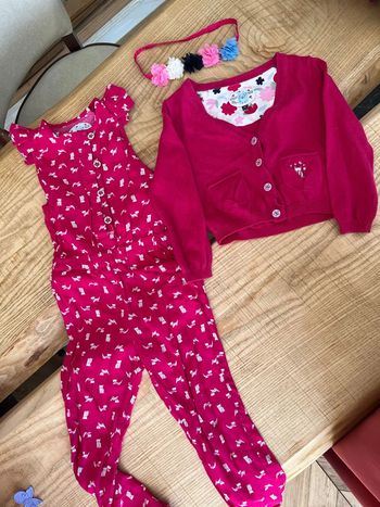 Ensemble 2 ans thème akiko mon ami de Tokyo sergent major combinaison longue gilet fleurs