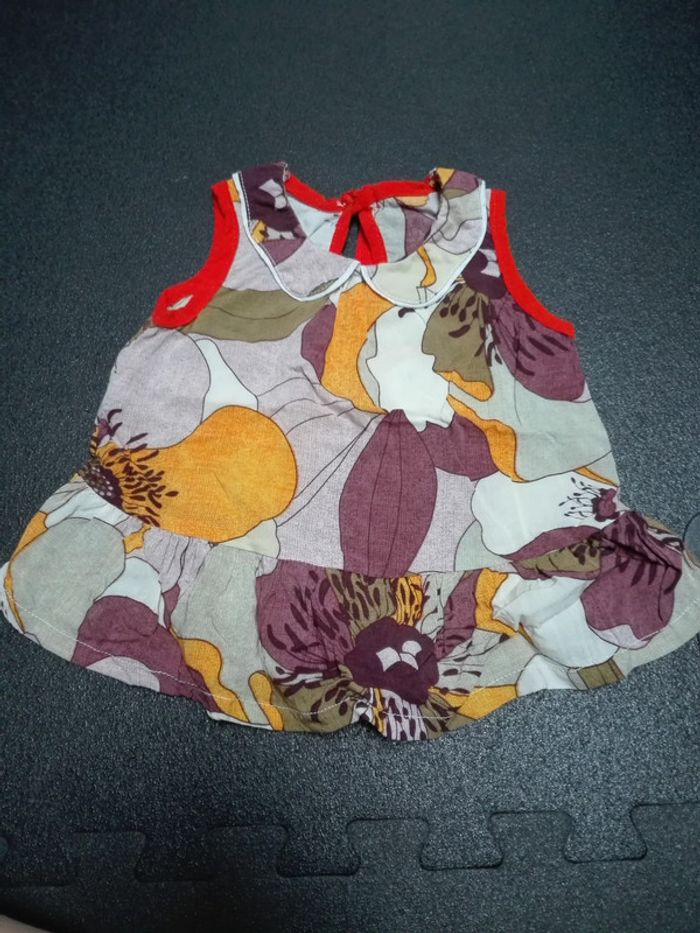 Tunique sans manche fleurs createur