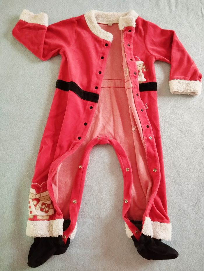 * Pyjama de Noël T2A - photo numéro 2