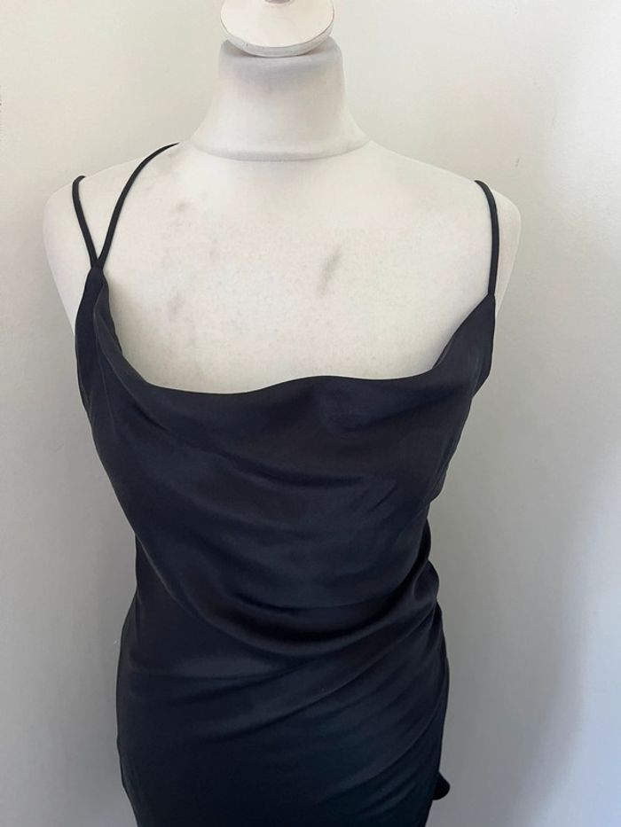 Robe à bretelles satinée Zara M neuve - photo numéro 3