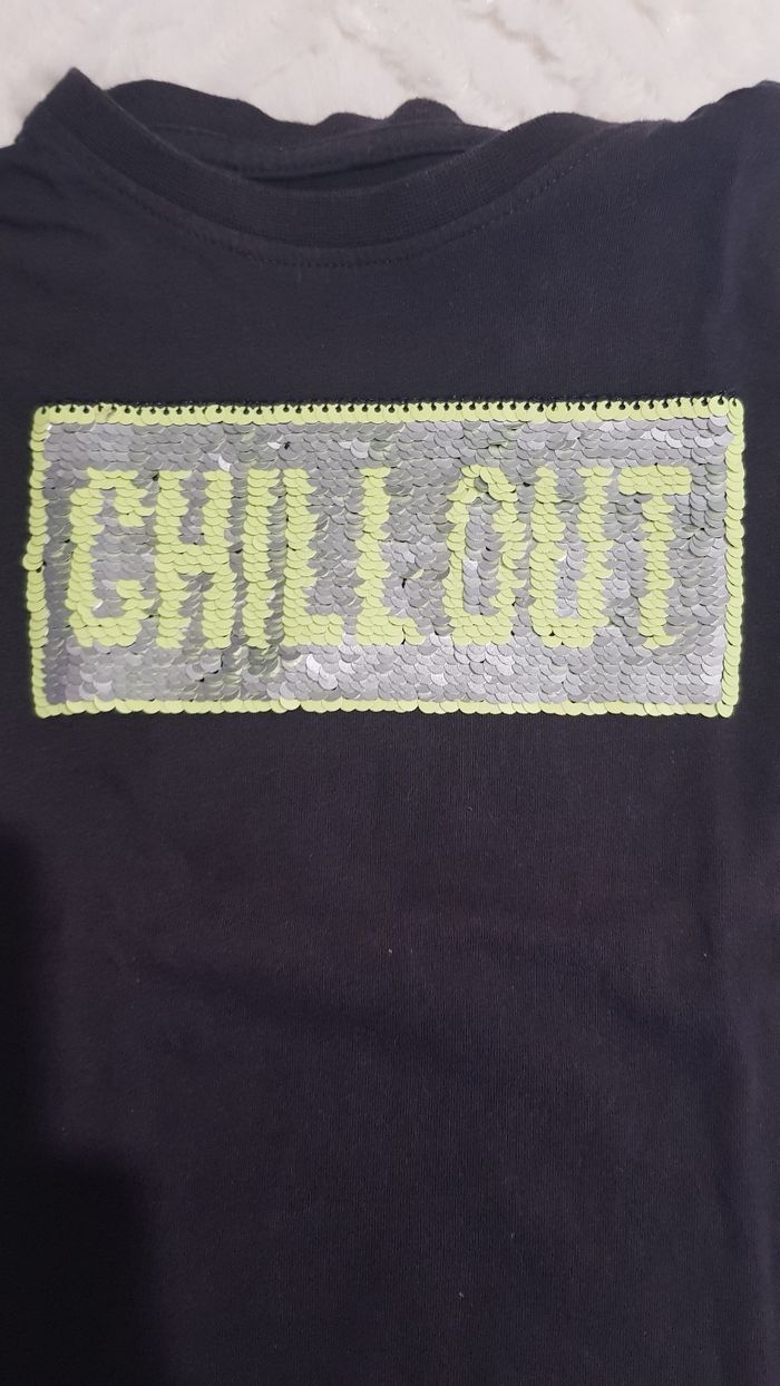 T-shirt avec sequins - photo numéro 3