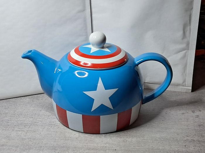 Théière marvel captain america - photo numéro 3