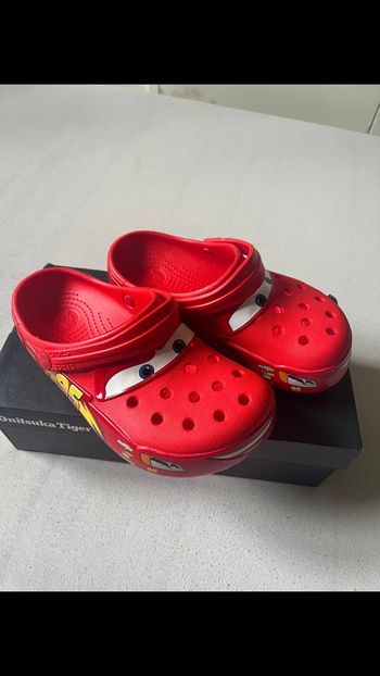 Crocs Disney Pixar Cars – Lightning McQueen Clog Taille : 36 39 40
