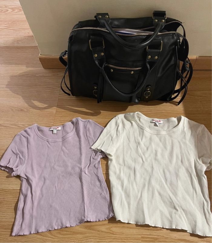 Lot de deux petit haut lila et blanc