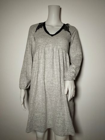 Robe pull avec dentelle dans le dos Naf Naf XS