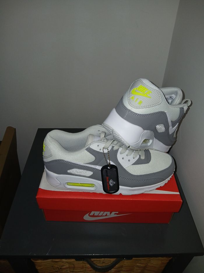 Air max - photo numéro 3