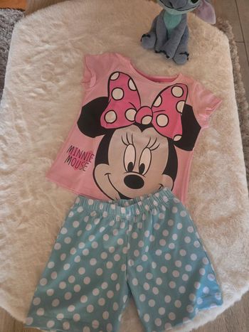 Ensemble haut +short minie taille 4/6 ans