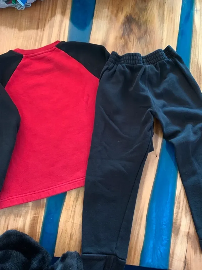 Ensemble Jordan taille 6/7 ans - photo numéro 6