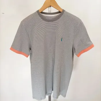 Tshirt à rayures blanches et grises neuf, taille M 100% coton été A344