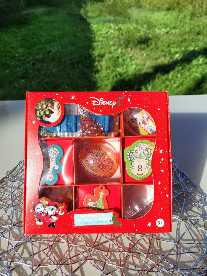 Boule de noël à décorer - photo numéro 3