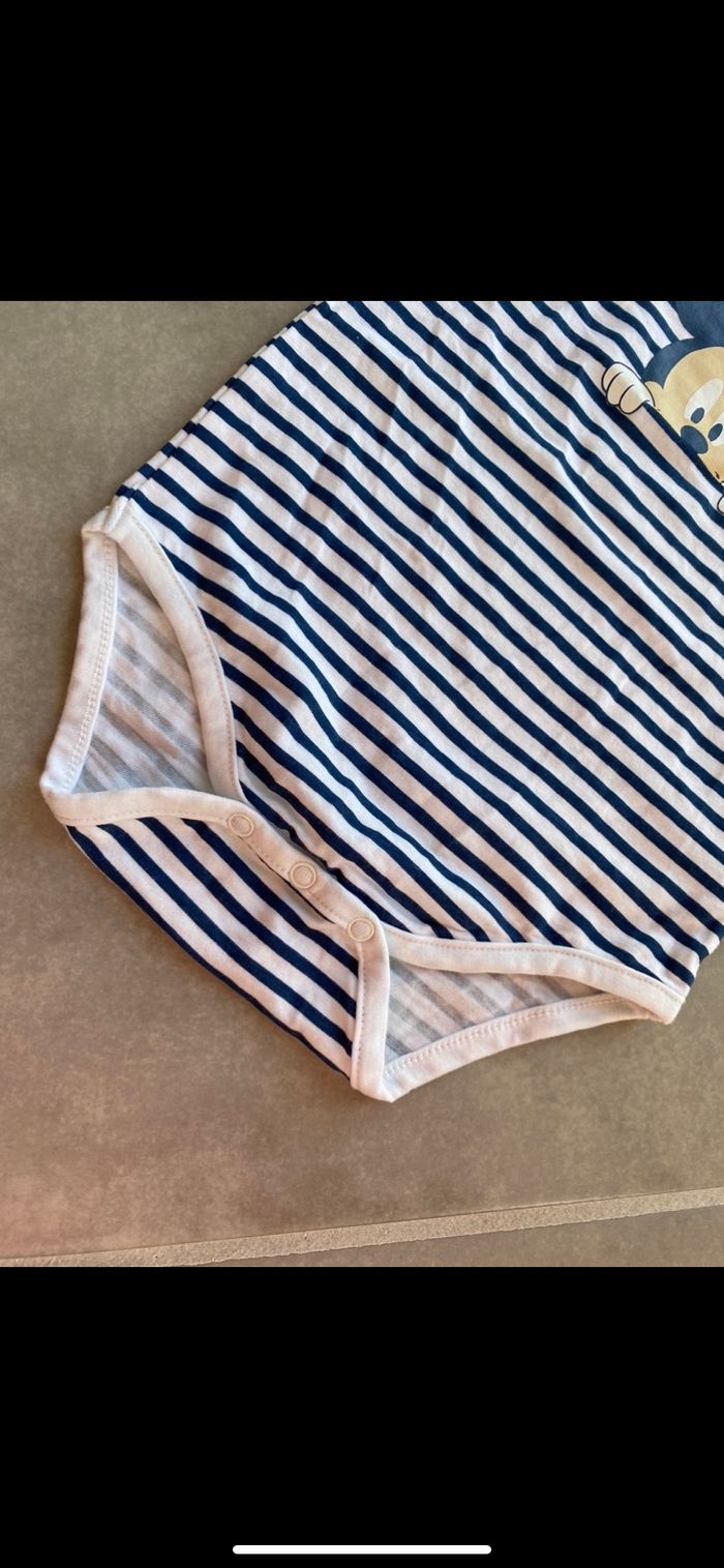 Body manches courtes Mickey Disney Neuf 12 mois - photo numéro 6