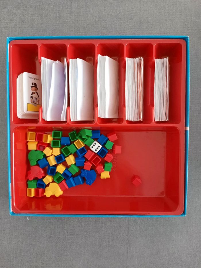 Jeu de société Monopoly Junior à la Fête Forraine - photo numéro 3