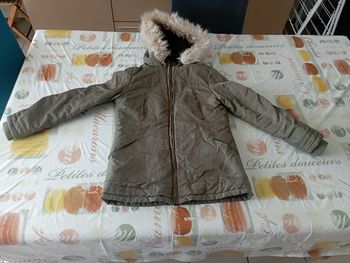 Manteau imperméable avec capuche kaki doublé polaire Okaïdi 10 ans 5€
