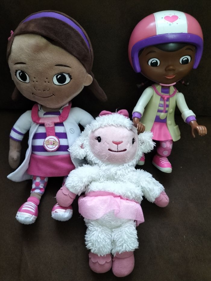 Lot docteur la peluche