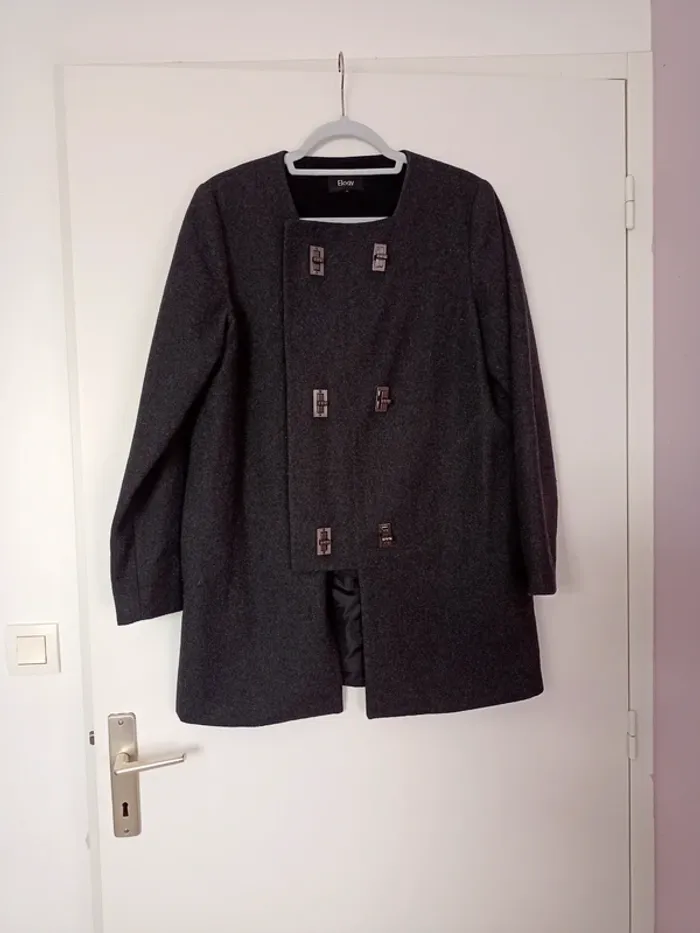 Magnifique manteau  gris