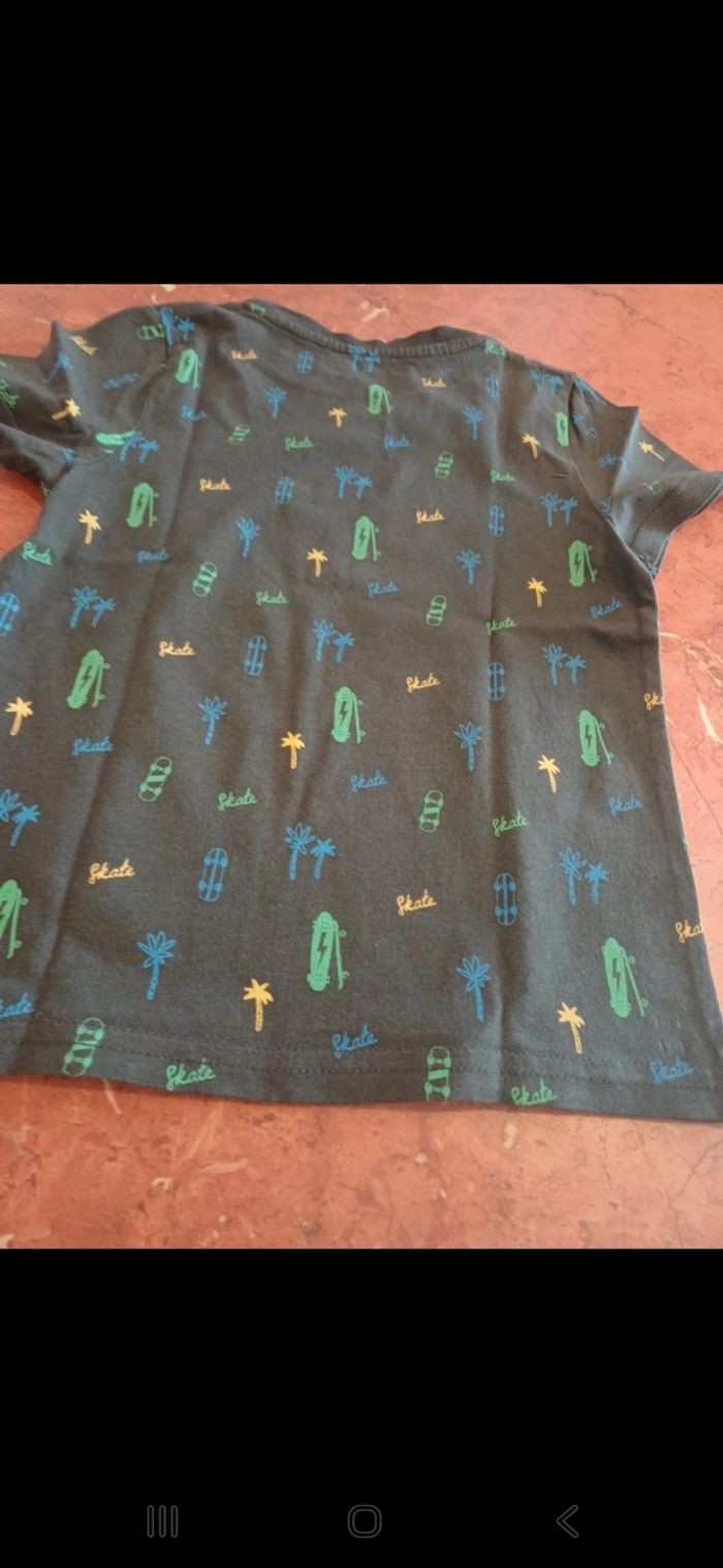 T.shirt garçon taille 4 ans - photo numéro 3