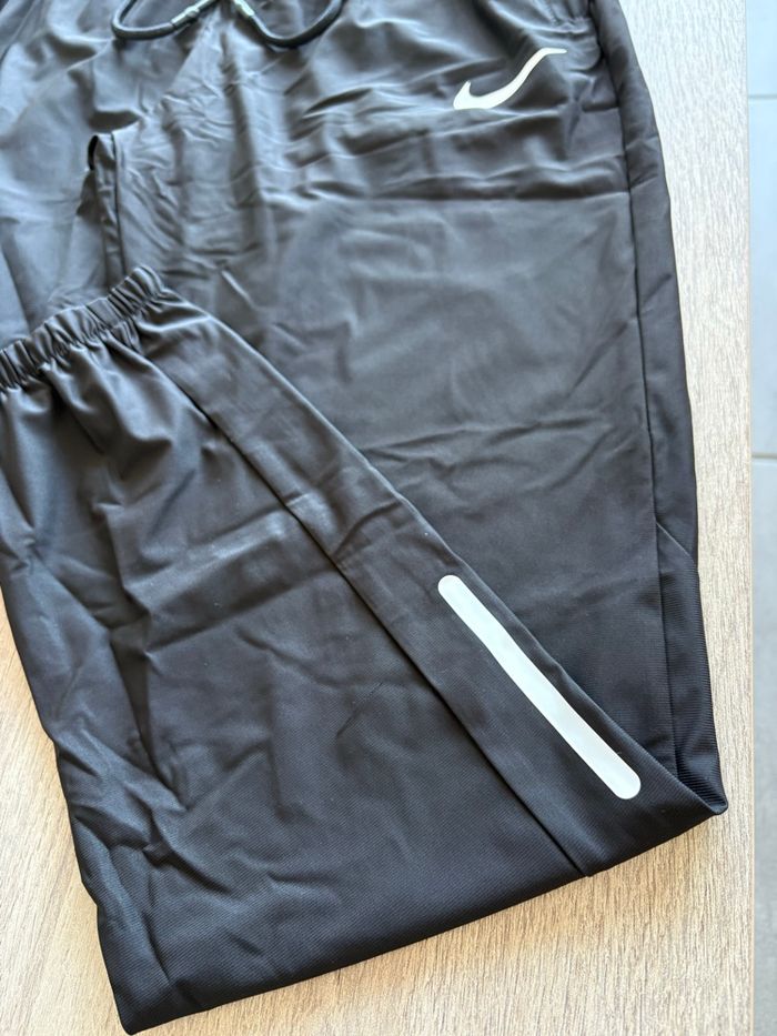 Jogging running Nike - photo numéro 2