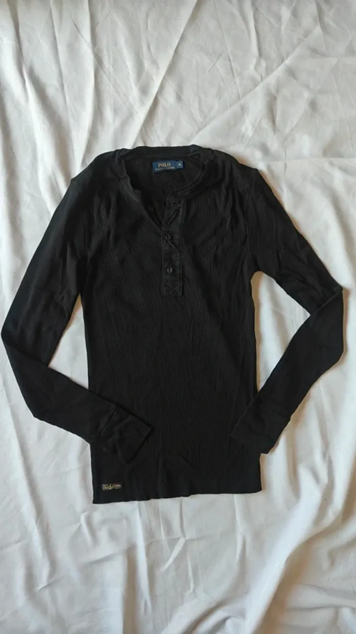 T-shirt Manches longues noir à 3 boutons 
Polo Ralph Lauren