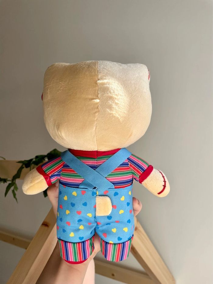 Peluche Sanrio Hello Kitty x CHUCKY - photo numéro 3