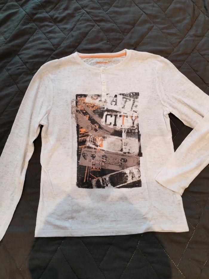 T-shirt manches longues 14 ans (c)