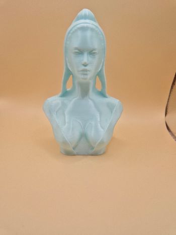 Buste Marianne Brigitte Bardot bleu pastel brillant 