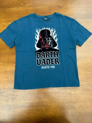 T-shirt bleu marine et noir star wars 10 ans