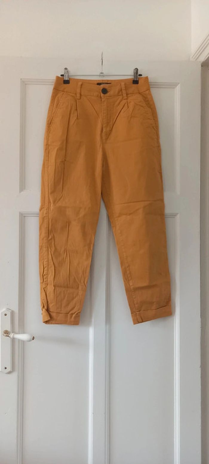 Pantalon droit jaune moutarde bershka 38