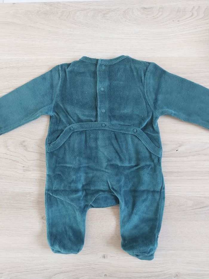 Lot 3 pyjamas 1 mois - photo numéro 7