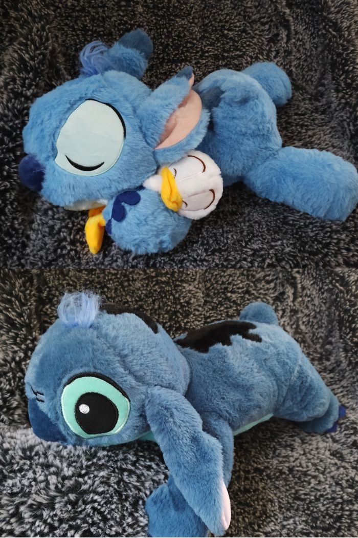 Lot de 2 peluches stitch neuves